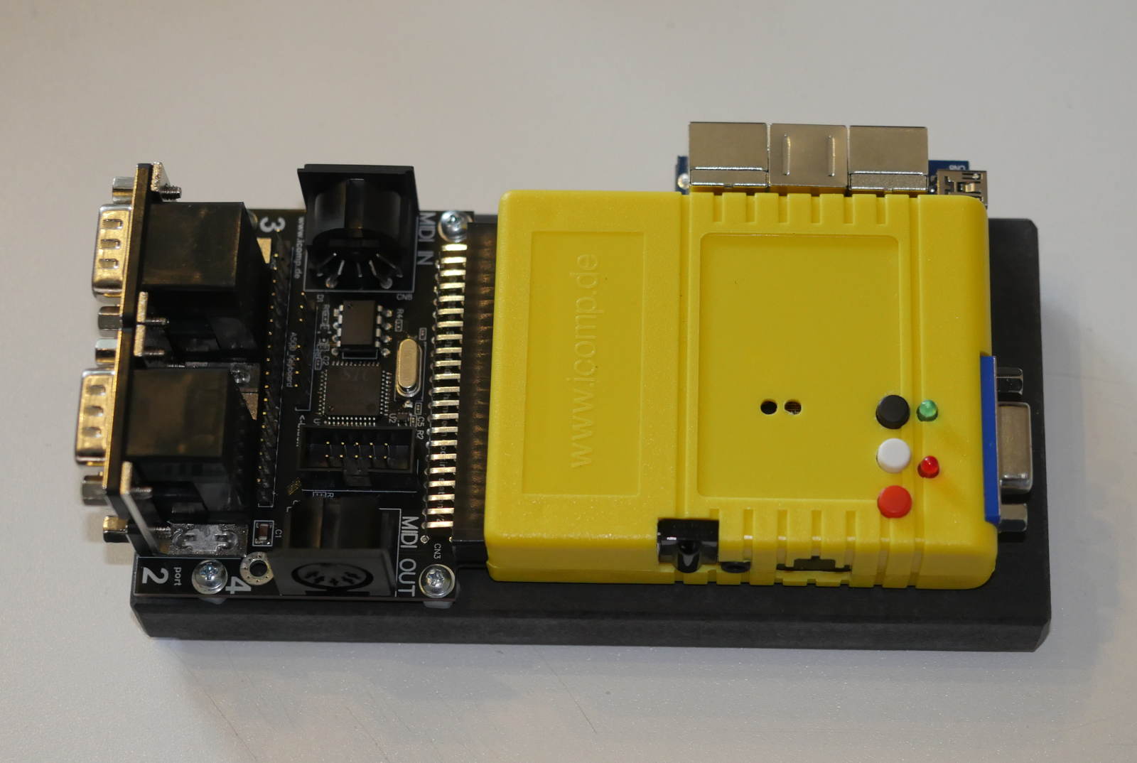 Docking Station V2 with Chameleon