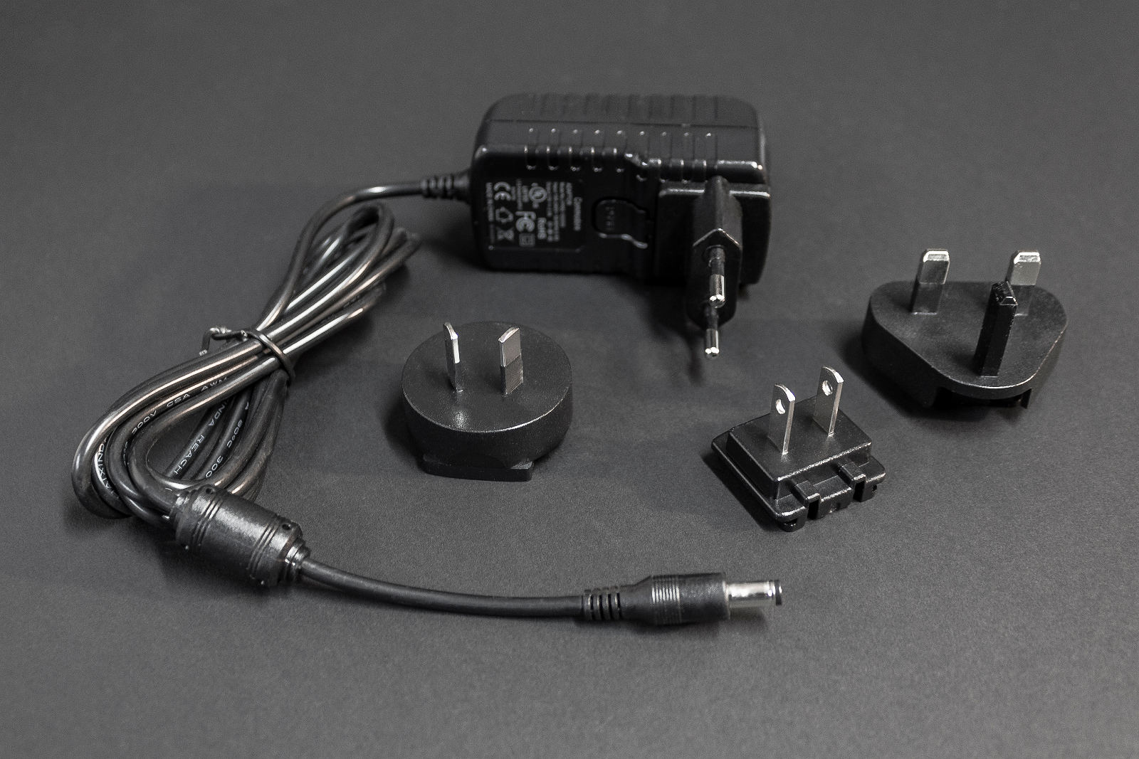 Commodore PSU box contents